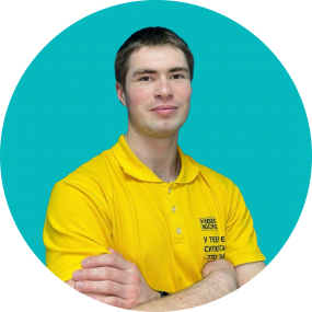 Эрик - КИБЕРшкола программирования для детей, компьютерные курсы для школьников, начинающих и подростков - KIBERone г. Левобережный